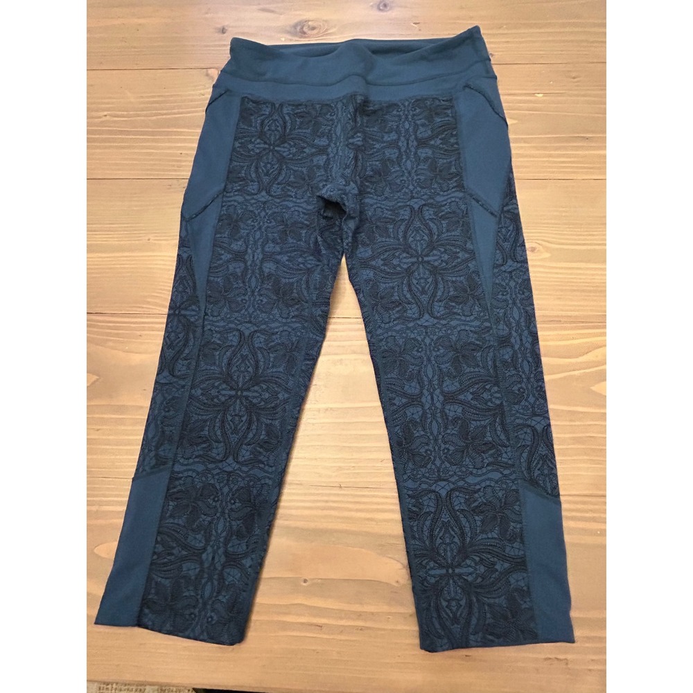 D23 Athleta Womens Teal Blue Black Lace Print Crop Leggings Yoga Pants Size M - Picture 2 of 4